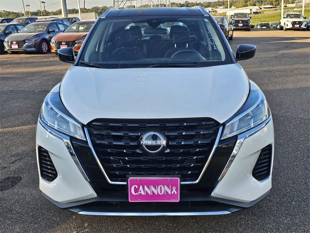 2024 Nissan Kicks SV photo 2