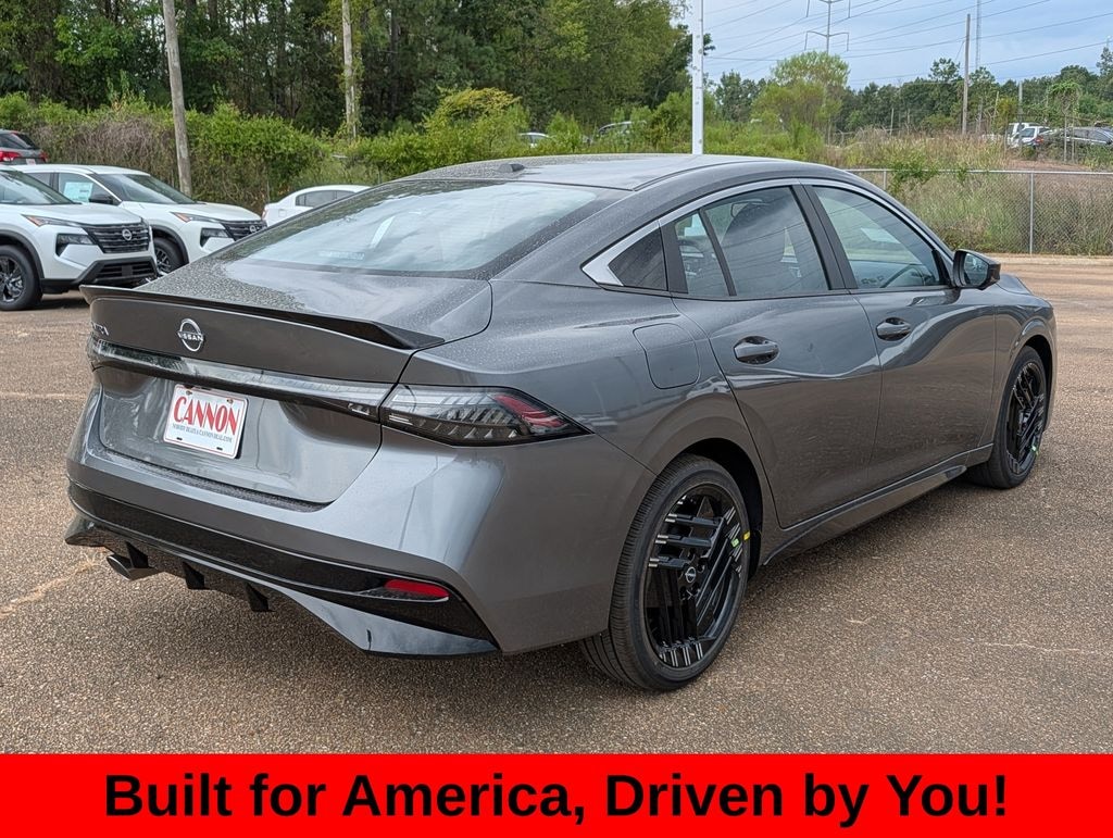 New 2027 Nissan Sentra SR Sedan