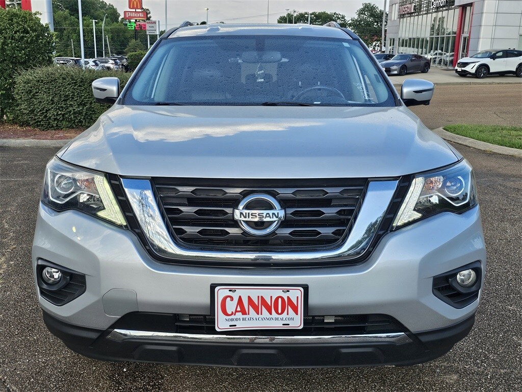 2020 Nissan Pathfinder SL photo 2