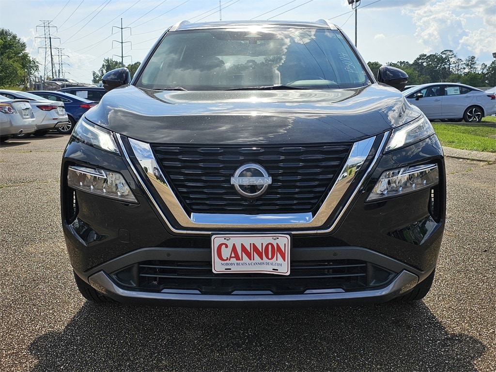 Used 2023 Nissan Rogue SL with VIN 5N1BT3CAXPC871028 for sale in Jackson, MS