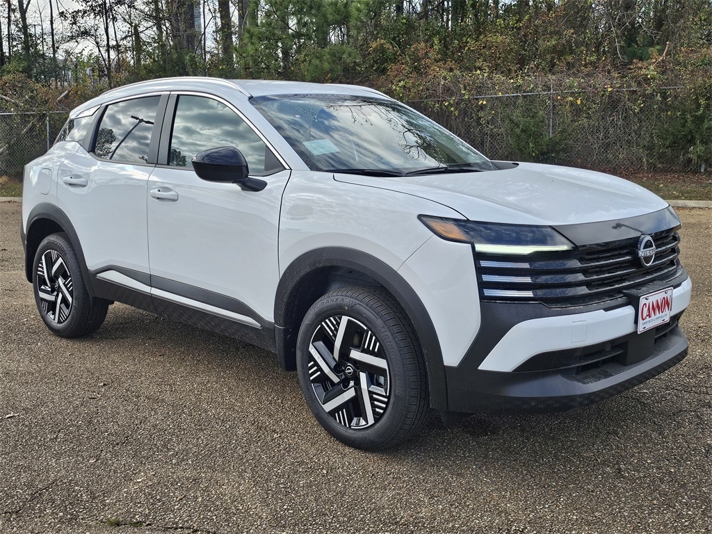 2026 Nissan KICKS SV's photo