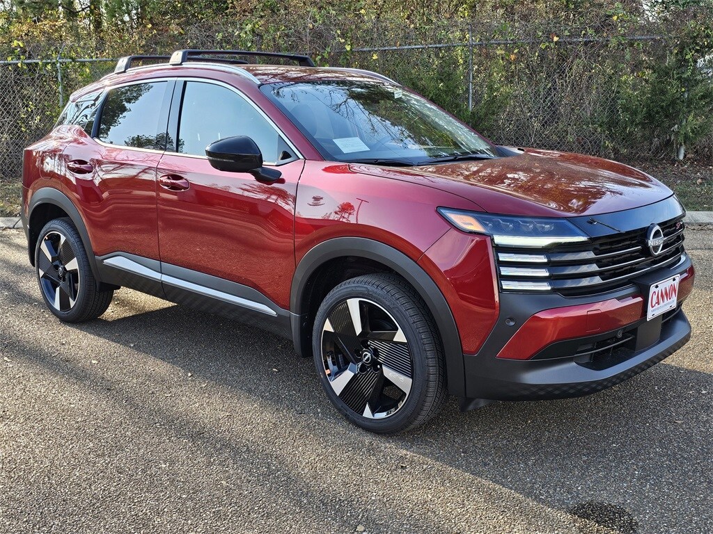 2026 Nissan KICKS SR's photo