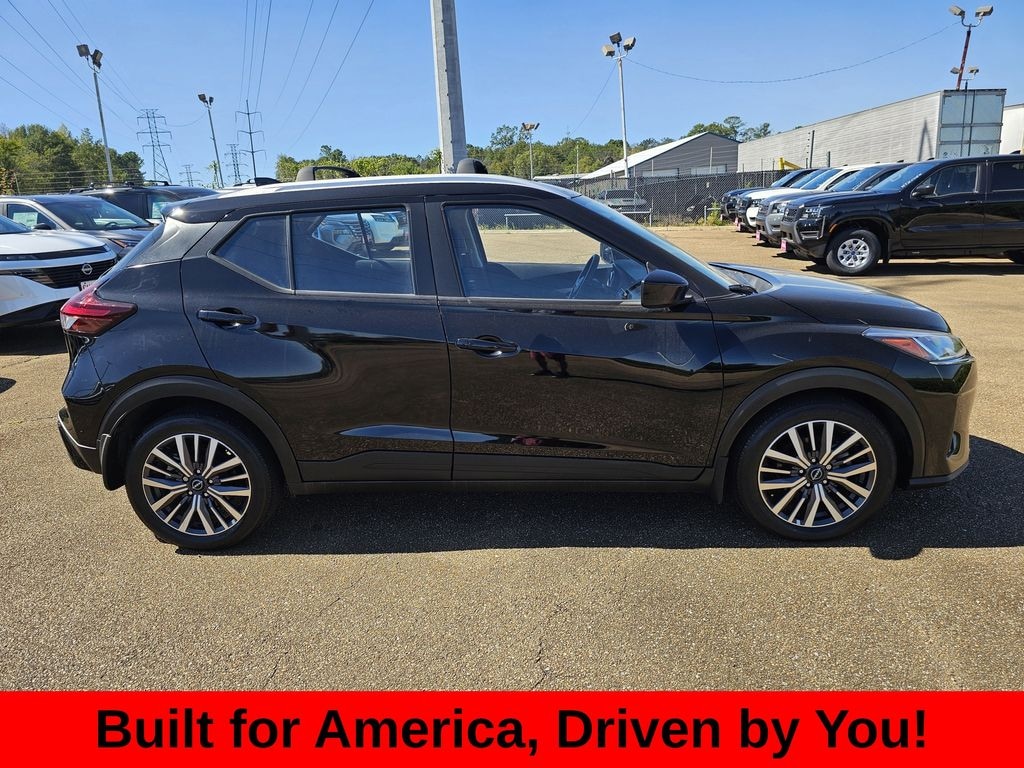 Used 2022 Nissan Kicks SV SUV