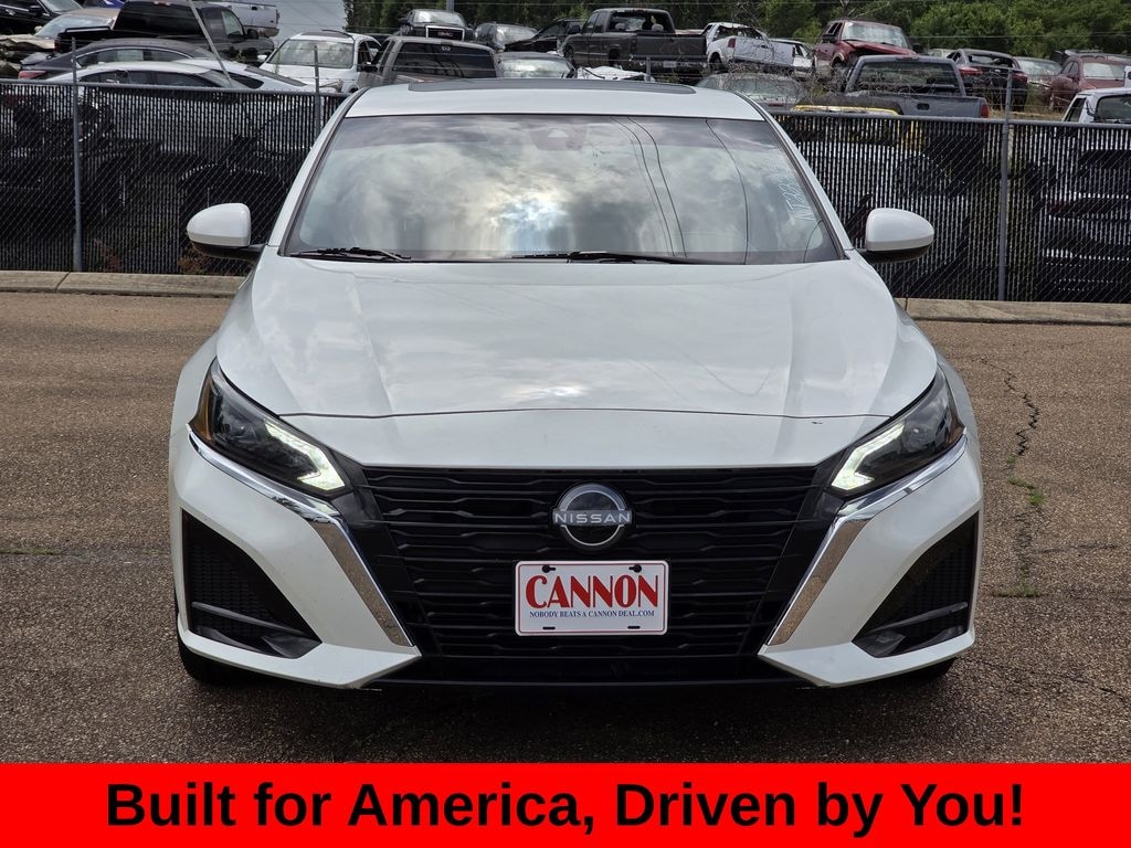 Used 2023 Nissan Altima 2.5 SV Sedan