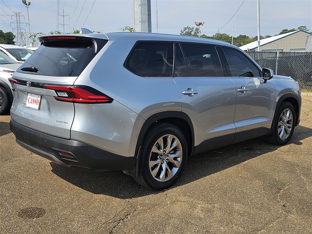 2024 Toyota Grand Highlander Limited photo 3