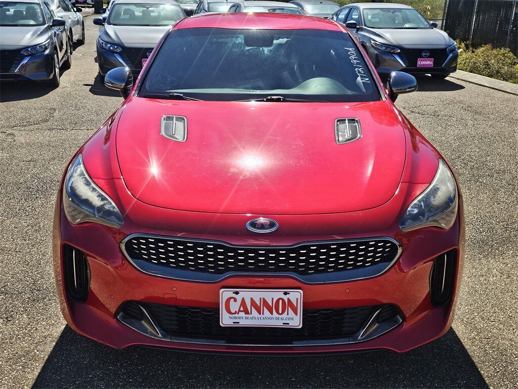 2019 Kia Stinger GT photo 2