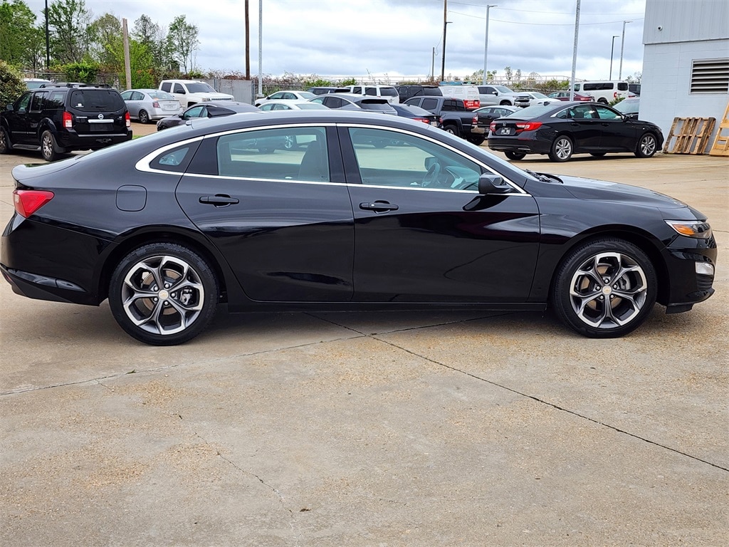 Used 2023 Chevrolet Malibu 1LT with VIN 1G1ZD5ST0PF137097 for sale in Jackson, MS