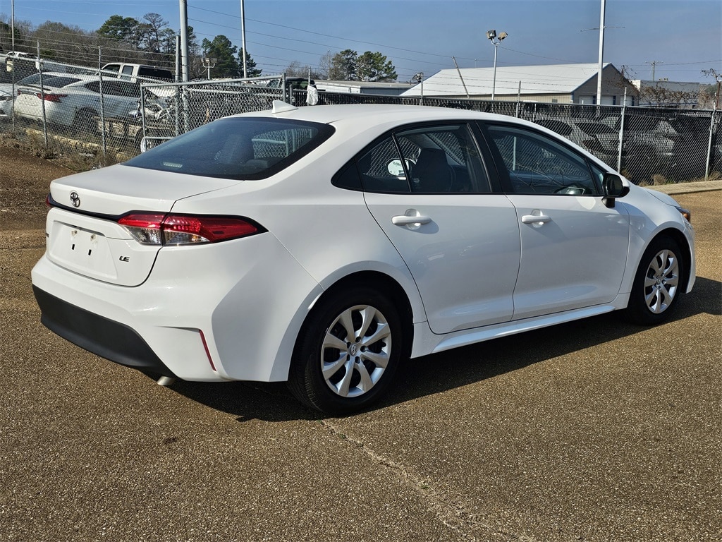 Used 2023 Toyota Corolla LE Sedan