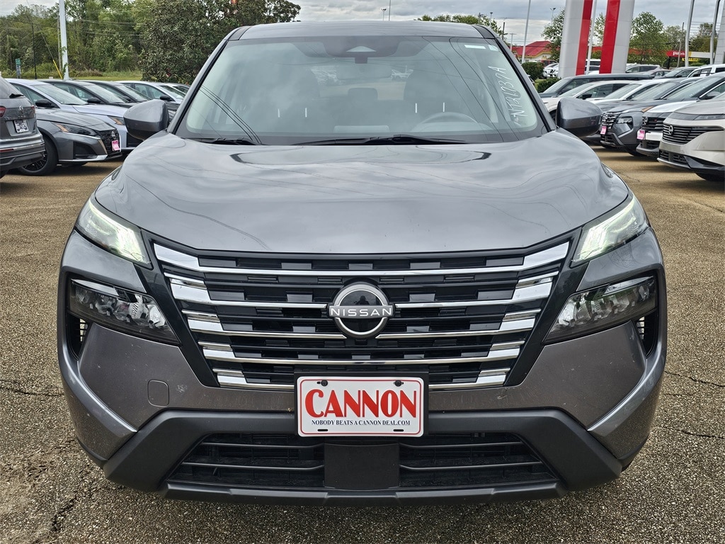 Used 2024 Nissan Rogue SV SUV