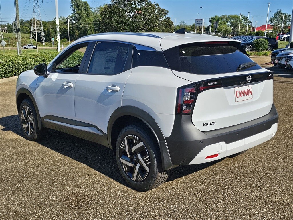 New 2026 Nissan Kicks SV SUV