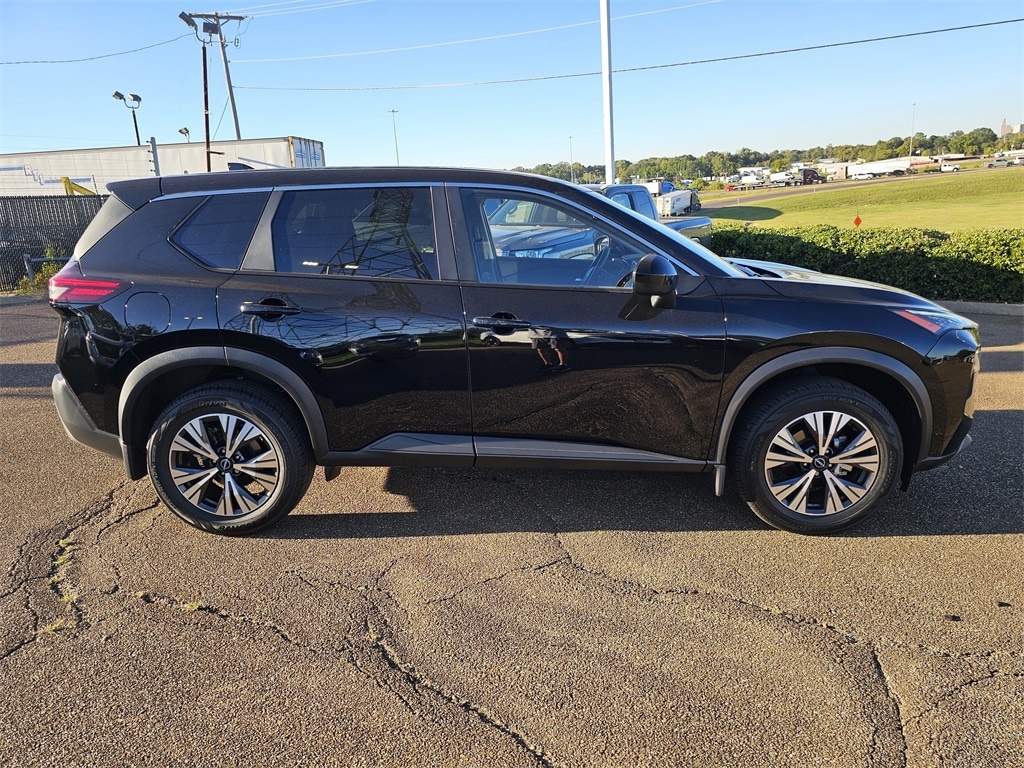 Used 2023 Nissan Rogue SV SUV