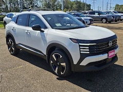 2026 Nissan Kicks SR SUV