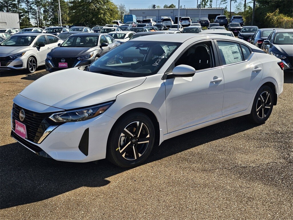 2025 Nissan Sentra SV photo 4