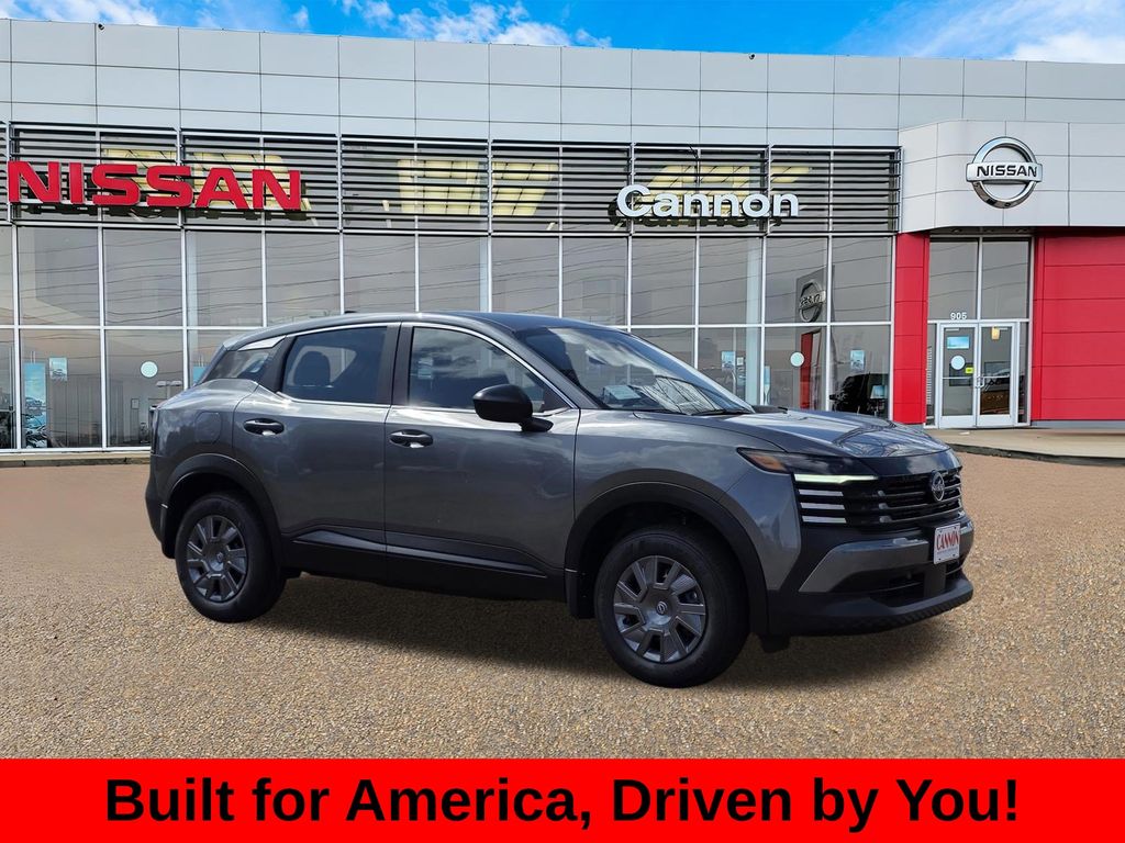 2026 Nissan Kicks 2.0 S's photo