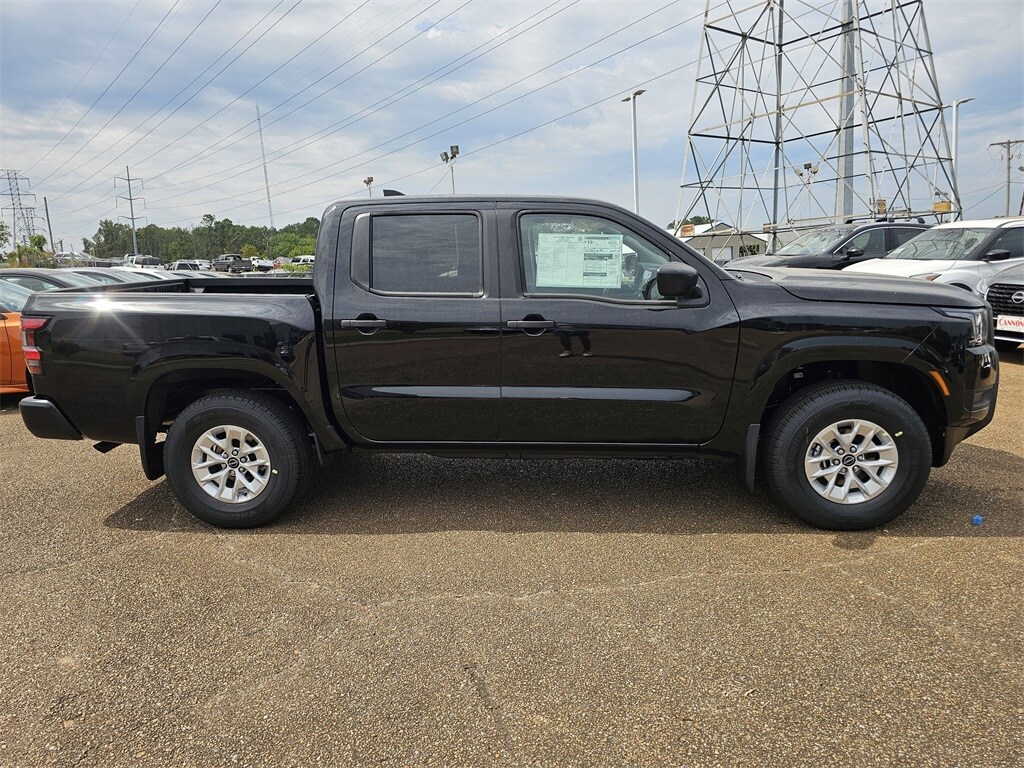 2026 Nissan Frontier S photo 3