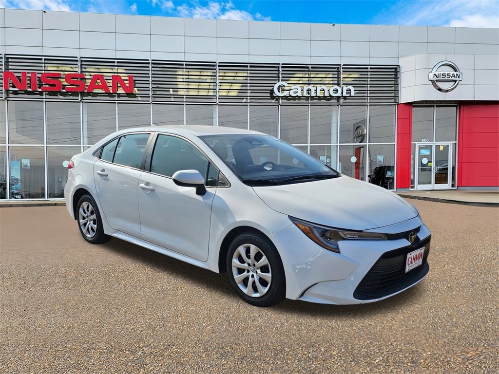 Used 2023 Toyota Corolla LE Sedan