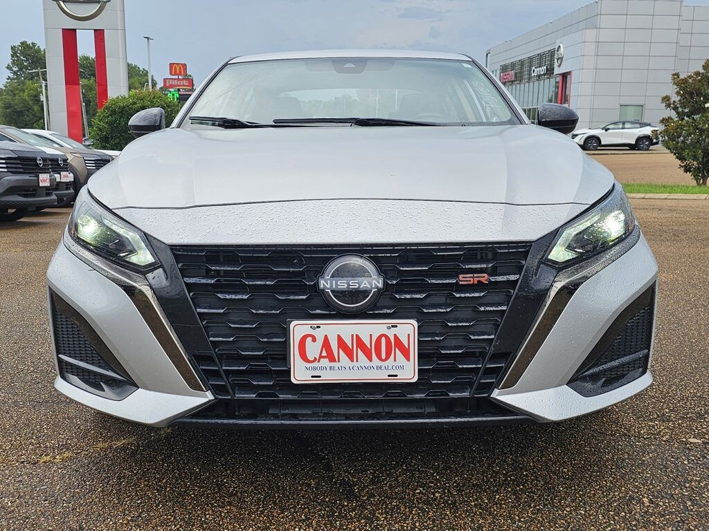 Used 2024 Nissan Altima 2.5 SR Sedan