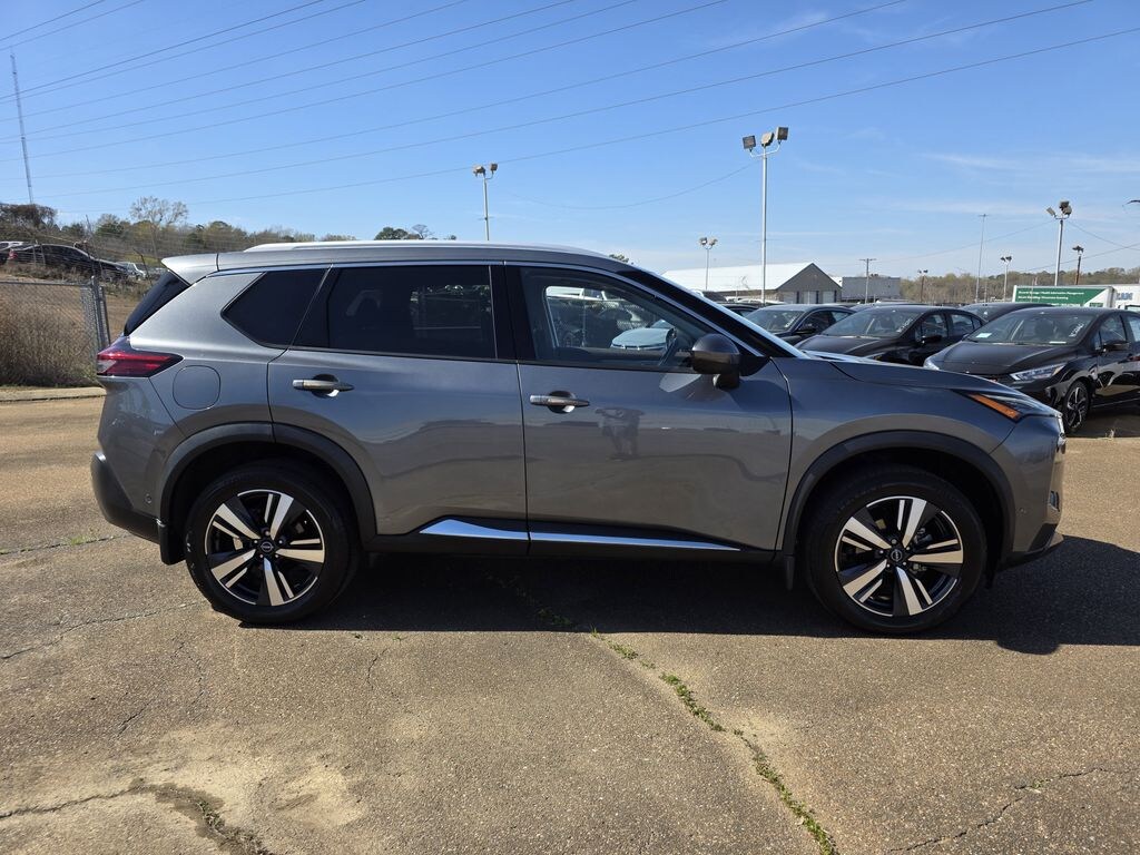 Used 2023 Nissan Rogue SL SUV