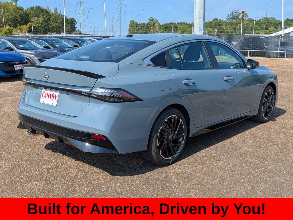 New 2027 Nissan Sentra SR Sedan