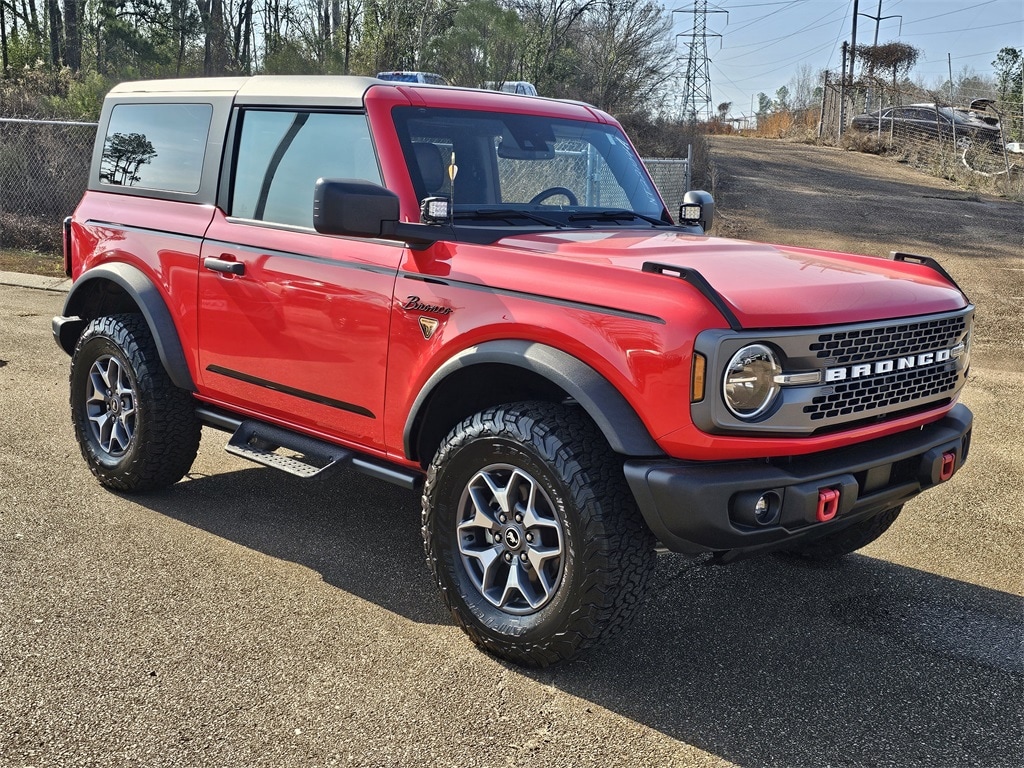 2023 Ford Bronco 2-Door Badlands's photo