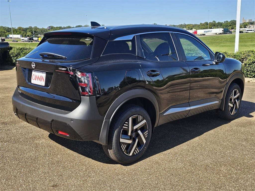 2026 Nissan Kicks SV photo 2