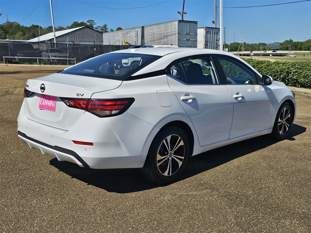 2023 Nissan Sentra SV photo 4