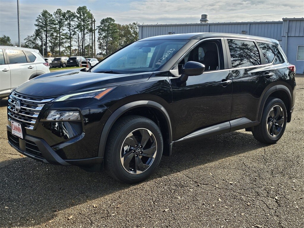 2026 Nissan Rogue SV photo 3