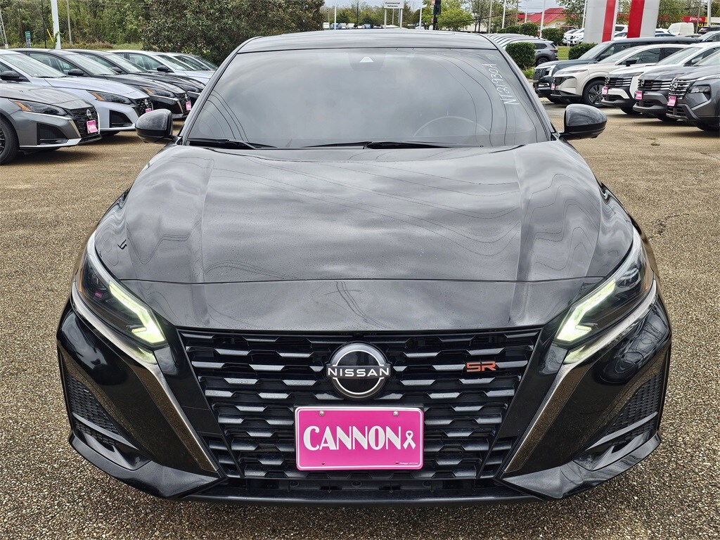 2023 Nissan Altima SR VC-Turbo photo 2