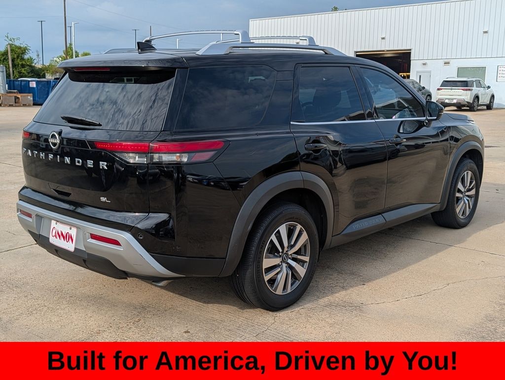 Used 2023 Nissan Pathfinder SL SUV