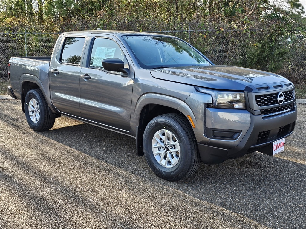 2026 Nissan Frontier S's photo