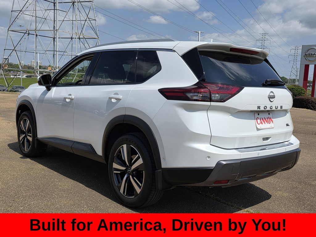 2024 Nissan Rogue SL - Photo 6