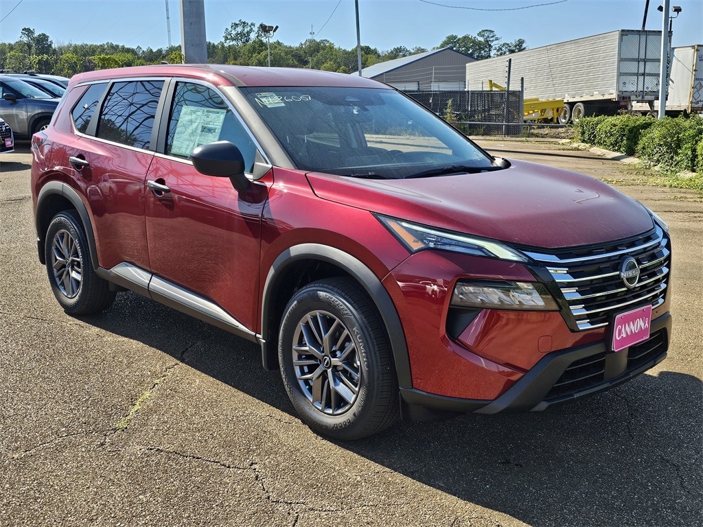 2026 Nissan Rogue S's photo