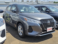2025 Nissan Kicks Play S SUV