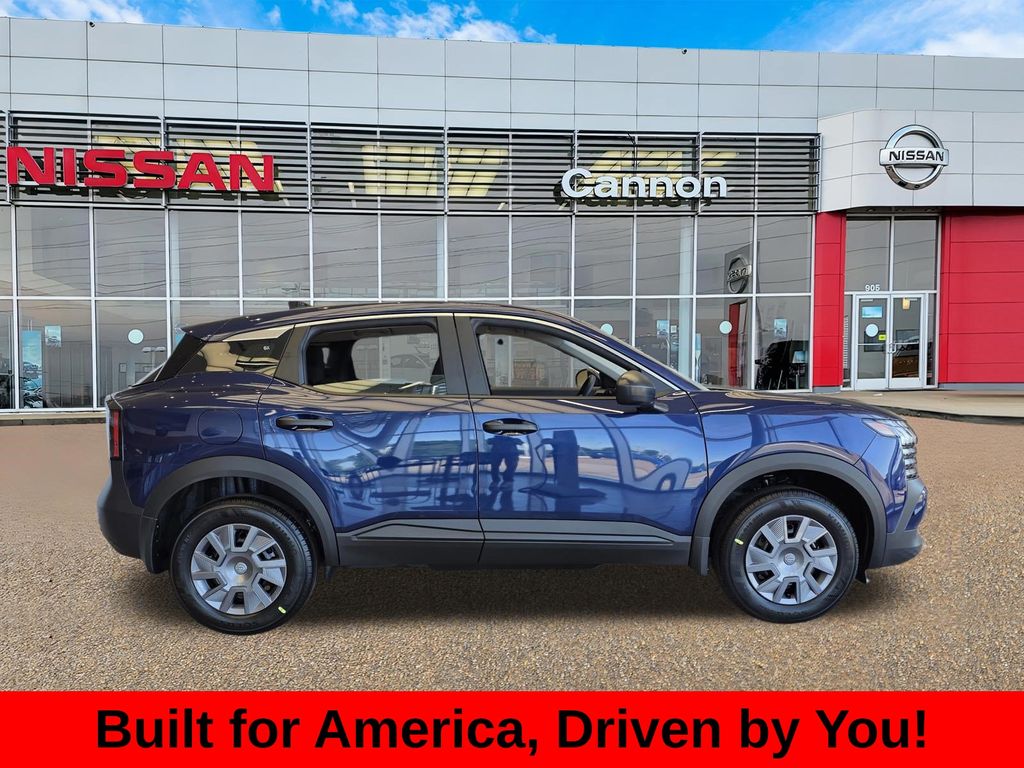 2026 Nissan Kicks 2.0 S's photo