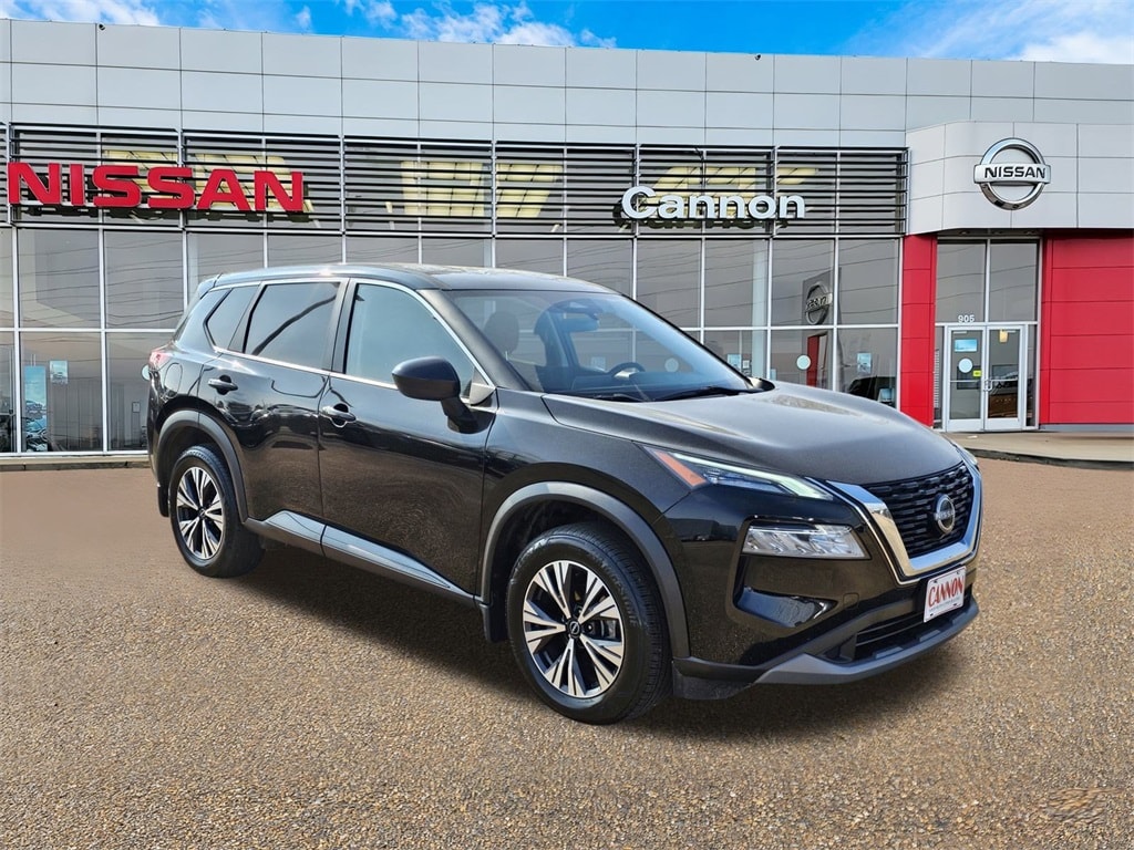 2023 Nissan Rogue SV's photo