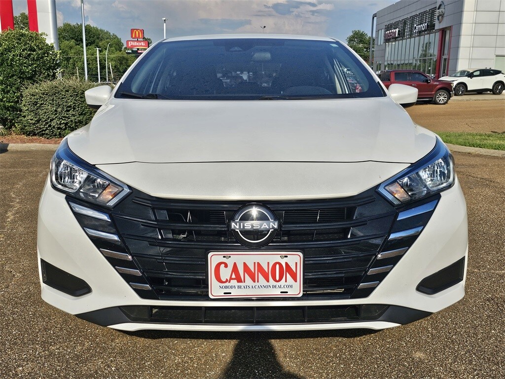 2024 Nissan Versa 1.6 SV photo 2