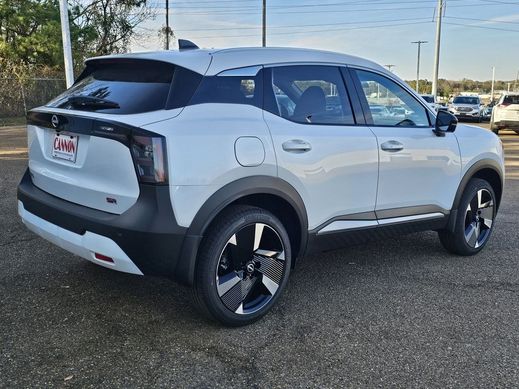 New 2026 Nissan Kicks SR SUV
