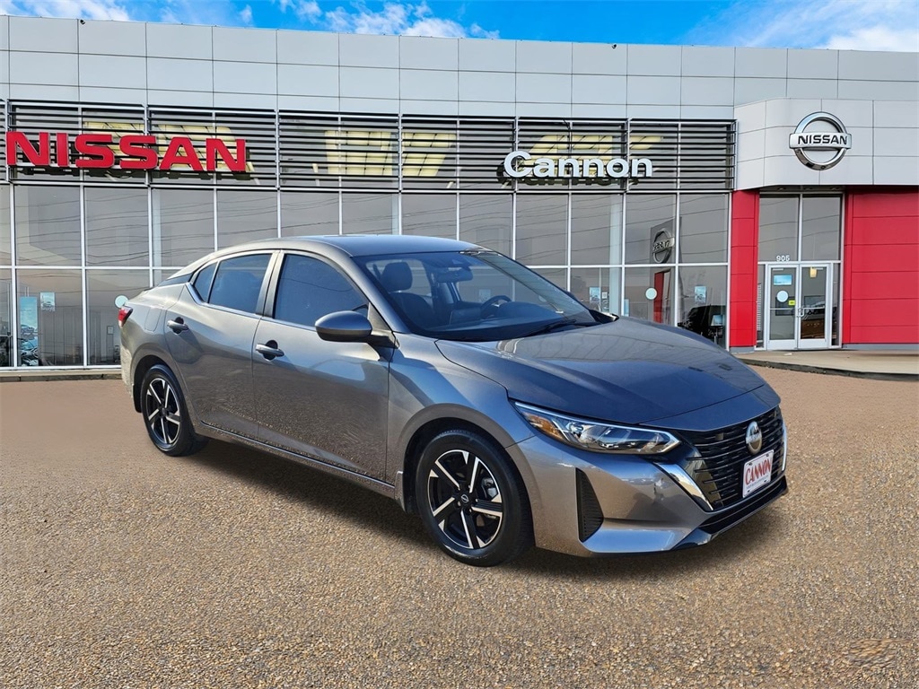 2024 Nissan Sentra SV's photo