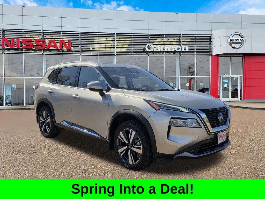 2022 Nissan Rogue SL