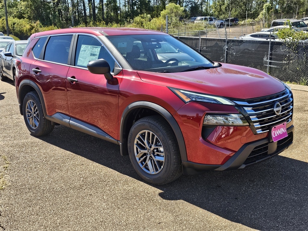 2026 Nissan Rogue S's photo