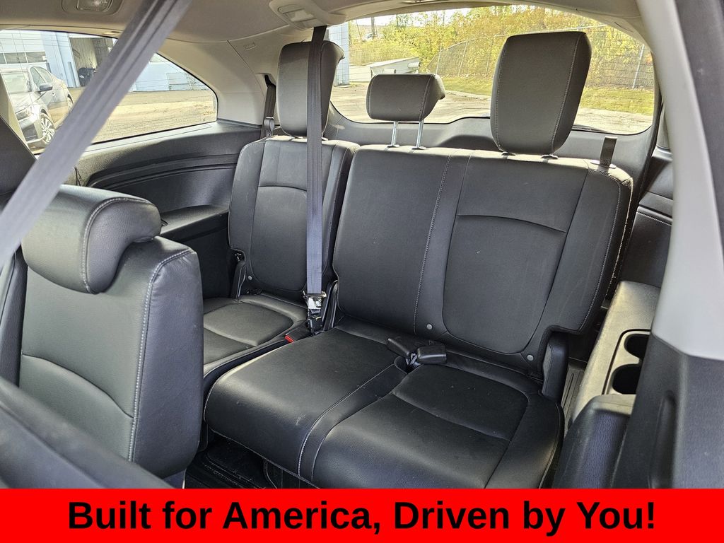 2024 Honda Odyssey EX-L - Photo 17
