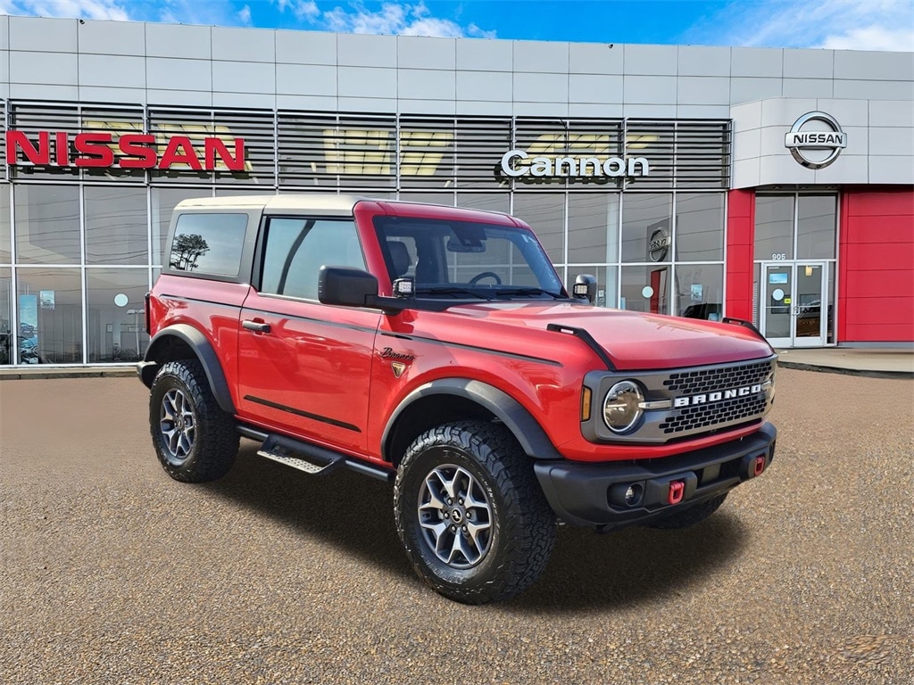2023 Ford Bronco 2-Door Badlands's photo