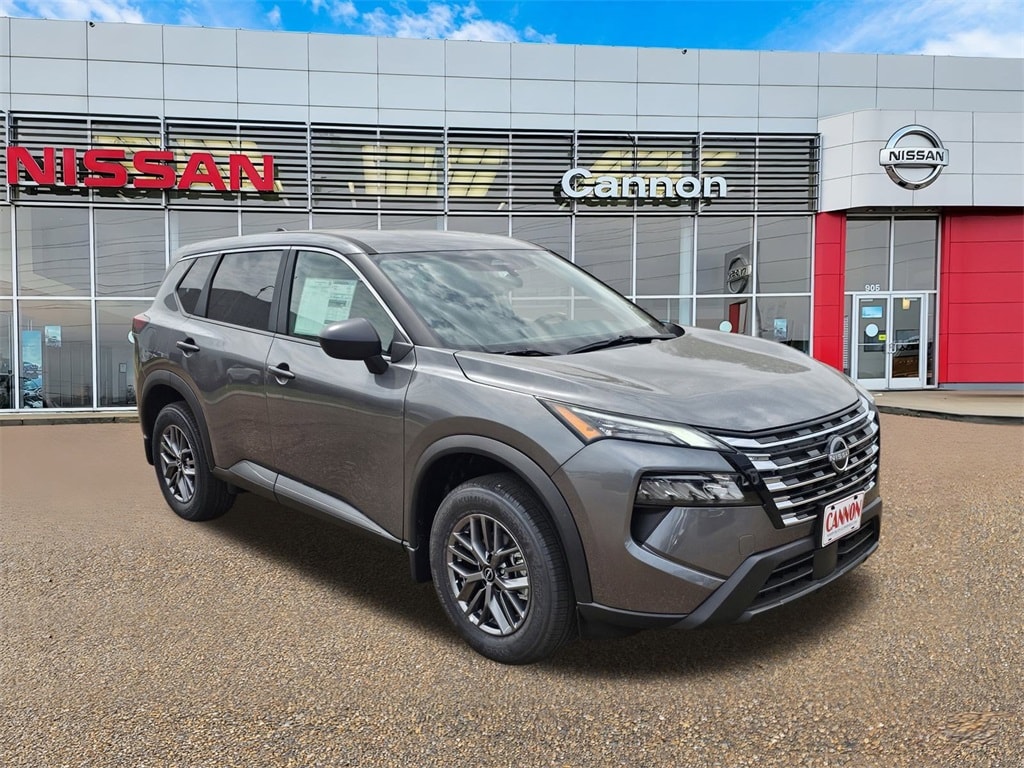 2026 Nissan Rogue S's photo