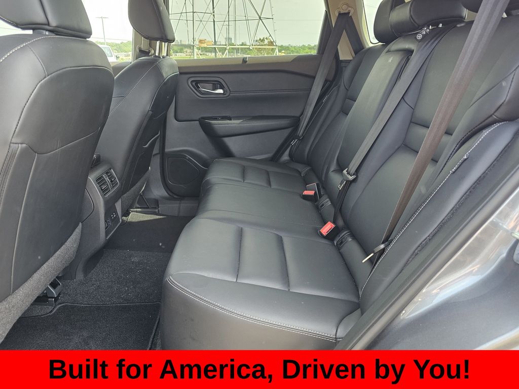 2023 Nissan Rogue SL - Photo 17
