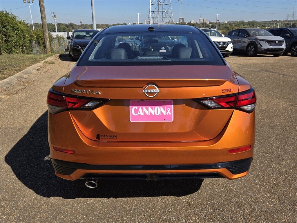 2025 Nissan Sentra SR photo 3
