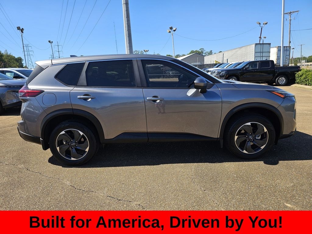 Used 2024 Nissan Rogue SV SUV