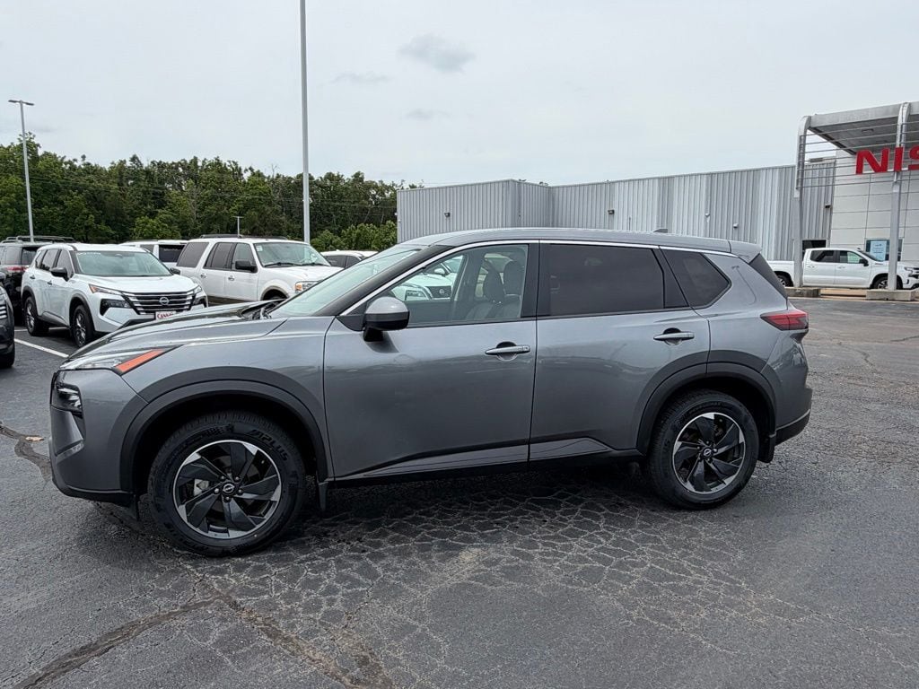 Used 2024 Nissan Rogue SV SUV