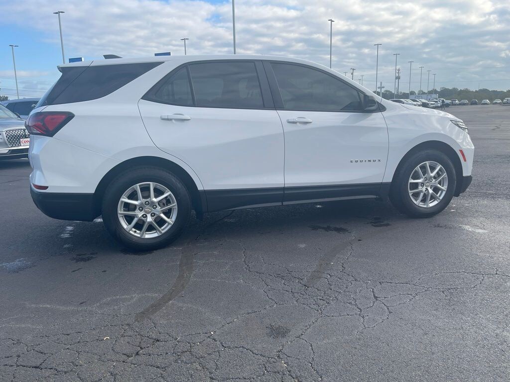 Used 2023 Chevrolet Equinox LS w/1FL SUV