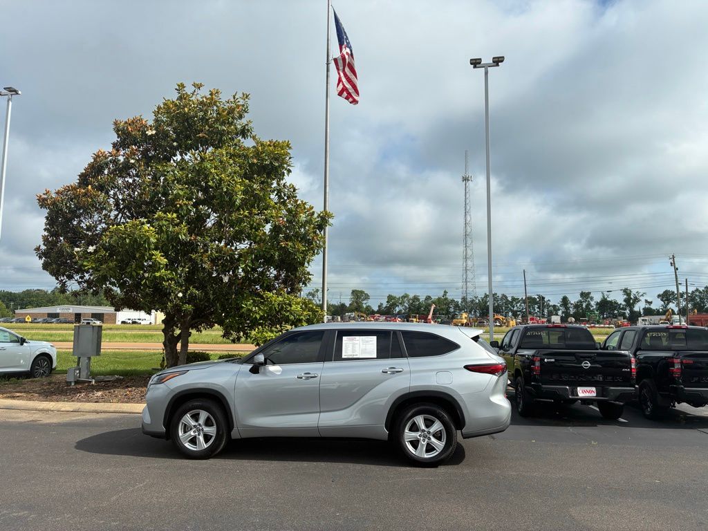 2023 Toyota Highlander