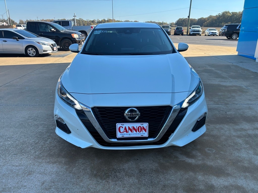 Used 2021 Nissan Altima 2.5 SV Sedan